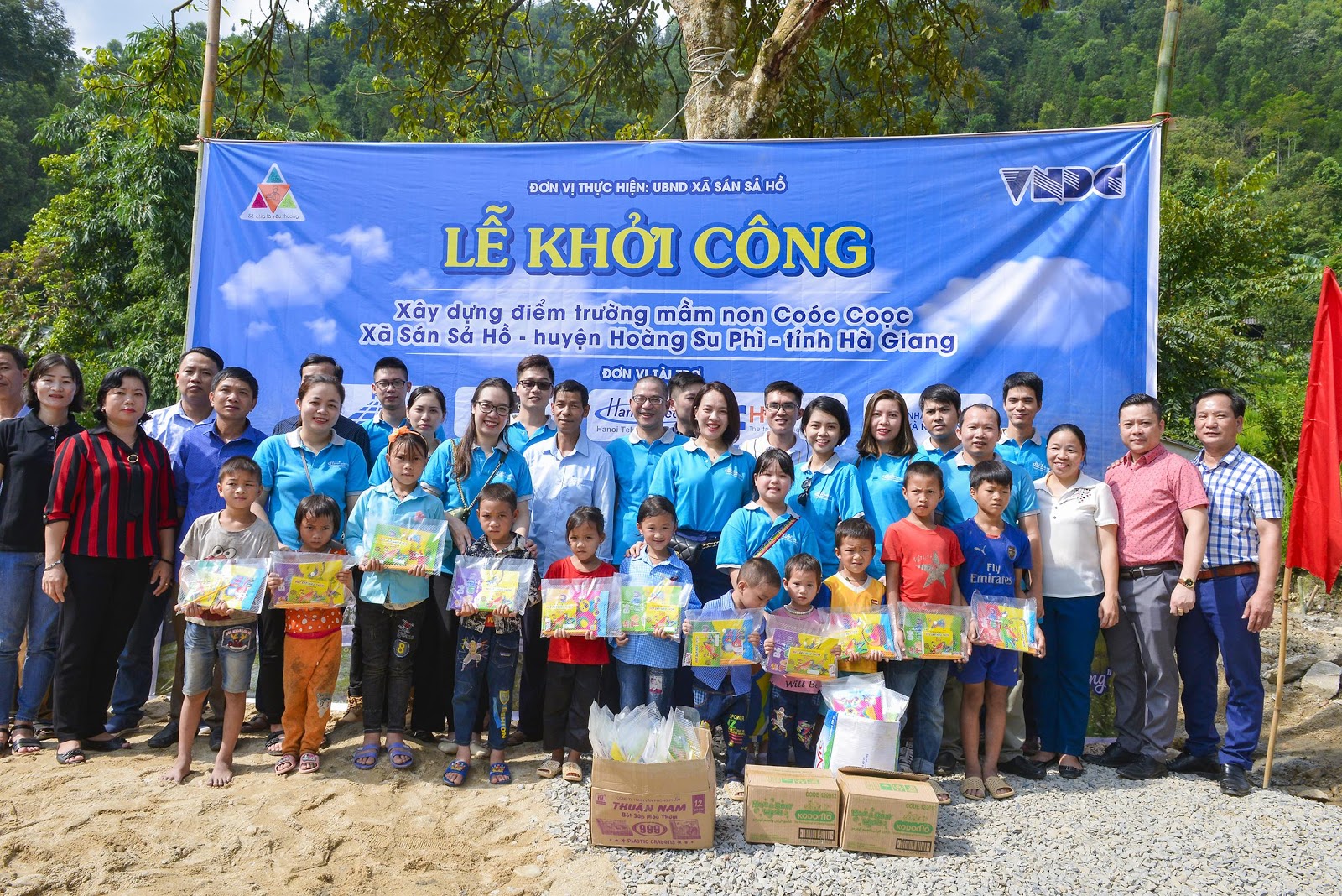 CÔNG TY VIỄN THÔNG QUỐC TẾ XÂY ĐIỂM TRƯỜNG MẦM NON THÔN COÓC COỌC HÀ GIANG